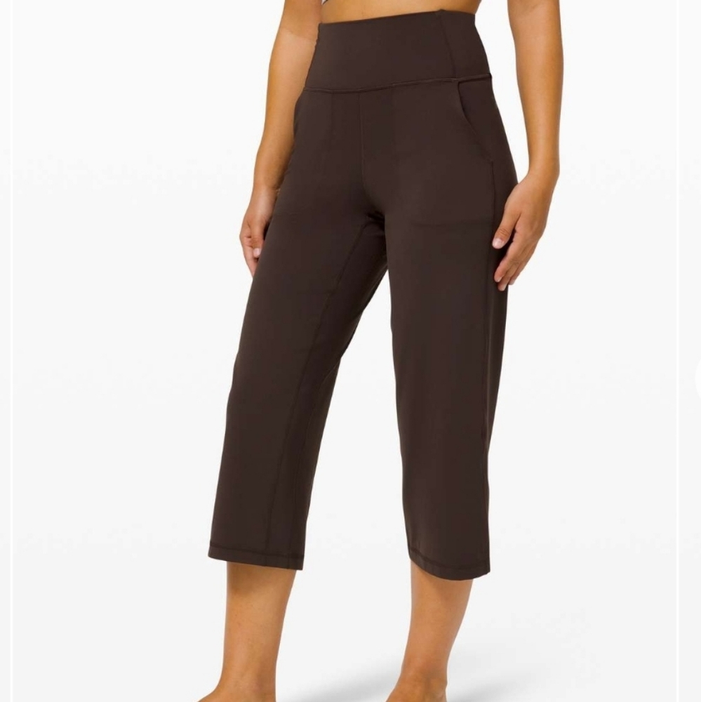 Lululemon align crop wide leg size 4
